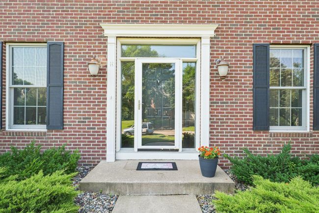 1477 Langdon Pl, House other with 6 bedrooms, 3 bathrooms and null parking in Eden Prairie MN | Image 11