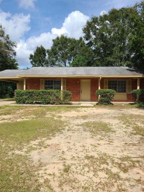 1121 Webster Dr, Pensacola, FL, 32505-4552 | Card Image