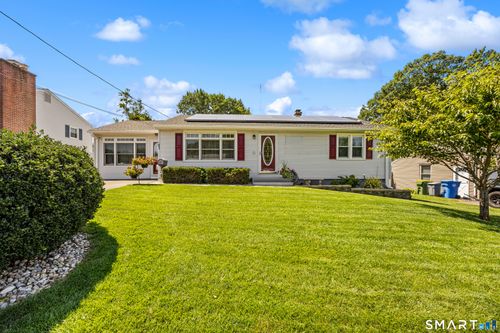 31 Brackenridge Dr, Waterbury, CT, 06706-2806 | Card Image