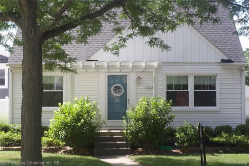 1748 Webster St, Birmingham, MI, 48009-7811 | Card Image