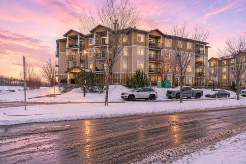 204-100 Denholm Gate, Fort McMurray, AB, T9H0B2 | Card Image