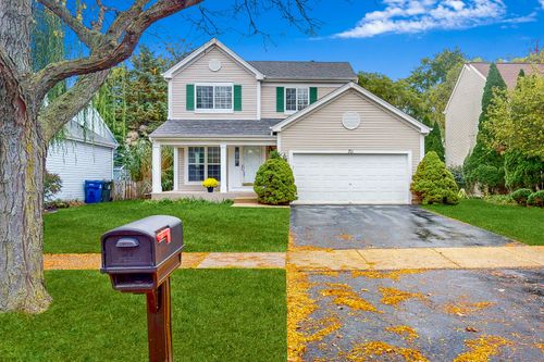 711 Violet Cir, Naperville, IL, 60540-9225 | Card Image
