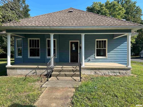 211 E Lindell St, West Frankfort, IL, 62896-2116 | Card Image