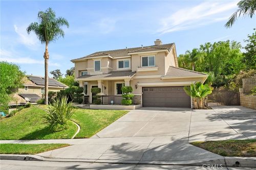 795 Via Blairo, Corona, CA, 92879-8243 | Card Image