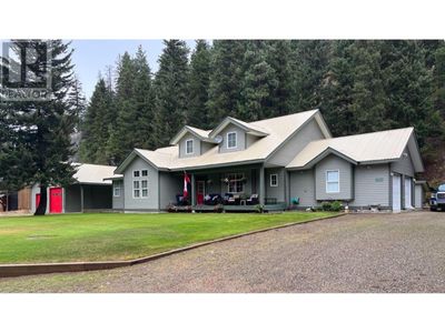 2454 Coalmont Rd, House other with 4 bedrooms, 3 bathrooms and 4 parking in Coalmont BC | Image 1