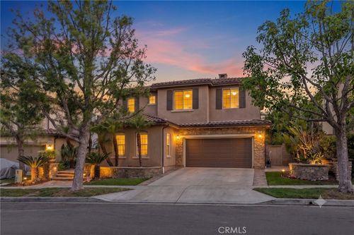 152 Treehouse, Irvine, CA, 92603 | Card Image