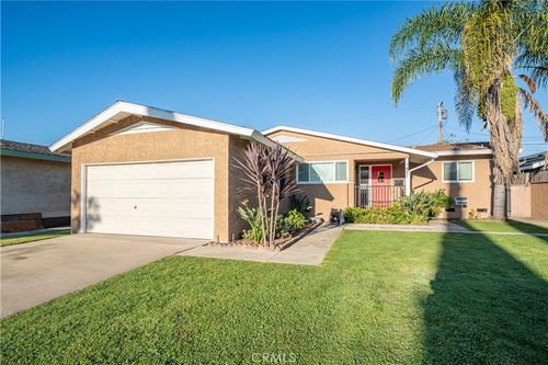 1821 Ostrom Ave, Long Beach, CA, 90815-3647 | Card Image