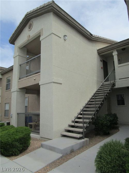 2099-8000 Badura Ave, Las Vegas, NV, 89113-2105 | Card Image