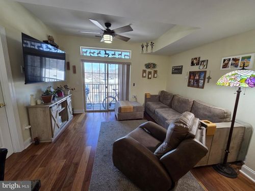 apt-309-1000 Fountainview Cir, NEWARK, DE, 19713-3867 | Card Image