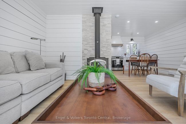 2481 Falkenburg Rd, House other with 3 bedrooms, 1 bathrooms and 6 parking in Port Carling ON | Image 15