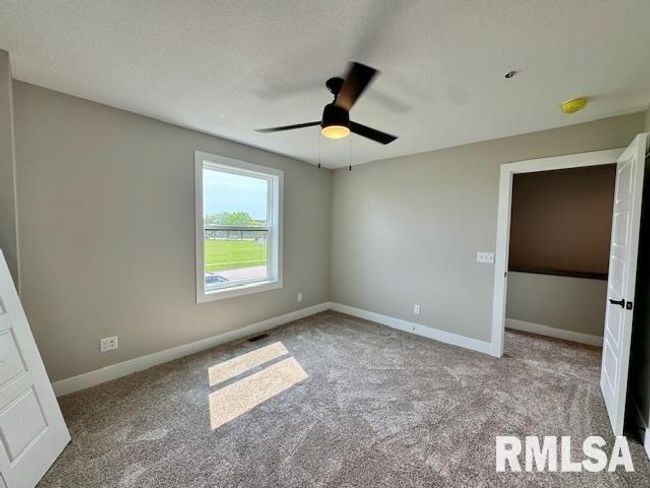 APT-1 - 1002 S 4 Th St, House other with 3 bedrooms, 3 bathrooms and null parking in Clinton IA | Image 16