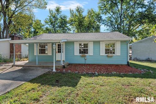 400 Lexington Dr, Rochester, IL, 62563-9537 | Card Image