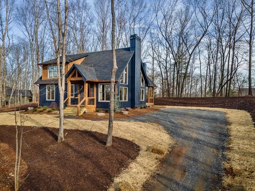 70 Cascading Brook Ln, Blue Ridge, GA, 30513 | Card Image