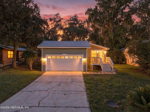 905 Saint Johns Ave, Green Cove Springs, FL, 32043-2548 | Card Image