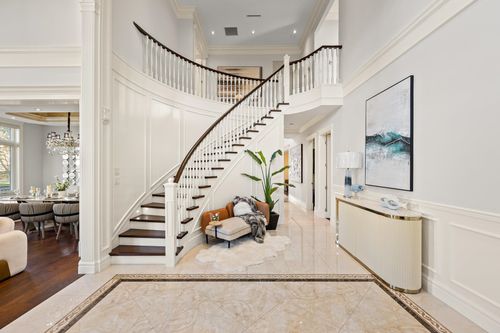 {{alt}} | Card Image