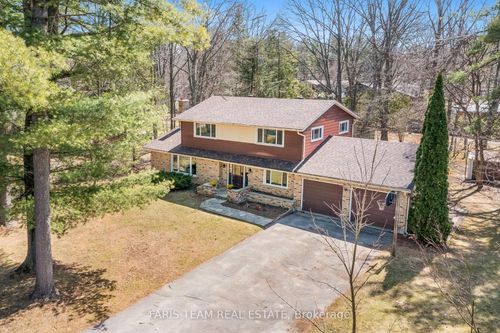 15 Lawrence Ave, Minesing, ON, L9X0W4 | Card Image