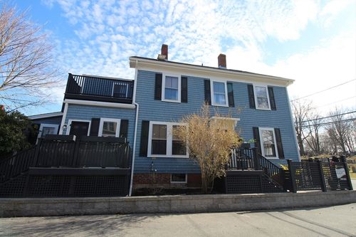 1 Hill St, Newburyport, MA, 01950-3903 | Card Image