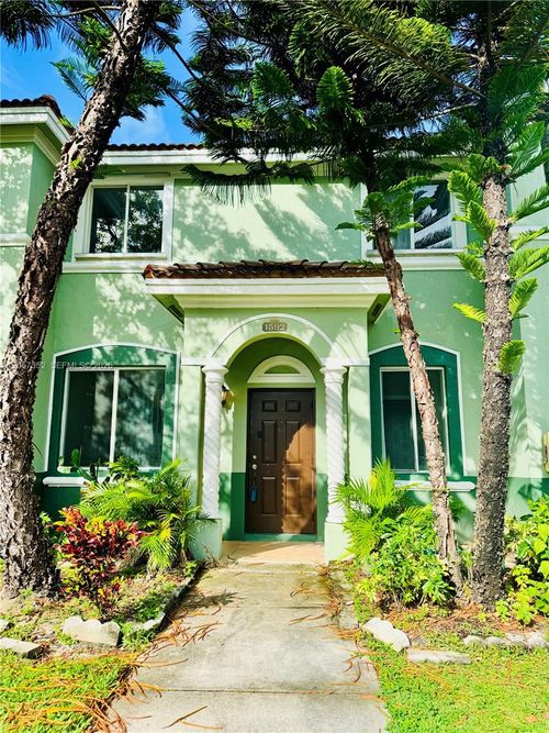 175-1592 Se 27th Ct, Homestead, FL, 33035-2442 | Card Image