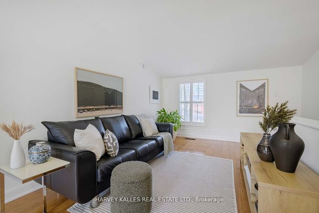 418 Ontario St, House attached with 3 bedrooms, 2 bathrooms and null parking in Toronto ON | Image 41