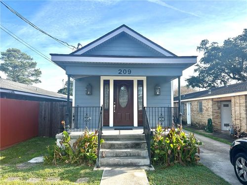 209 Highway Drive, Jefferson, LA, 70121 | Card Image