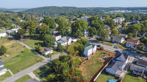 408 N C St, Lenoir City, TN, 37771-1823 | Card Image