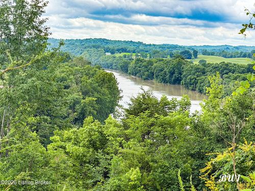 9450 Flat Creek Rd, Frankfort, KY, 40601 | Card Image