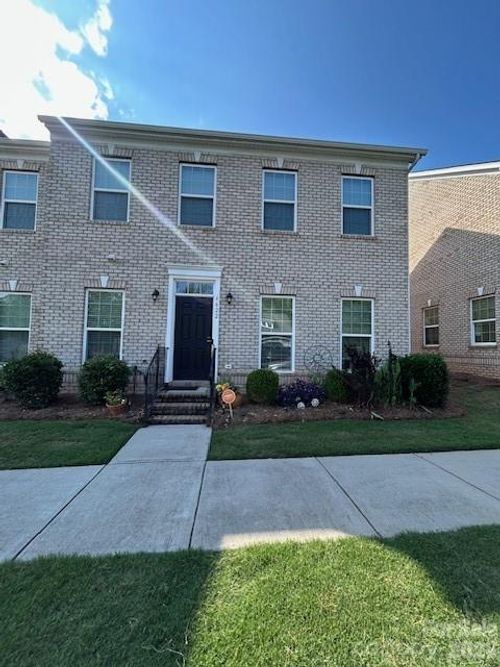 6622 Brighton Park Dr, Mint Hill, NC, 28227-7875 | Card Image