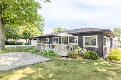 7447 Cedar Rd, Lexington, MI, 48450-8976 | Card Image