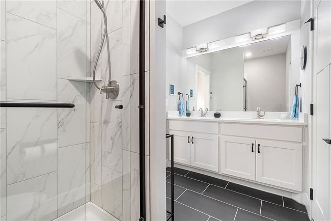 710 Ridge Dr, Townhouse with 2 bedrooms, 2 bathrooms and null parking in Smithville MO | Image 13