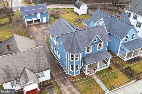 22 N Virginia Ave, BRUNSWICK, MD, 21716-1118 | Card Image