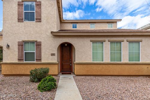 4262 E Carla Vista Dr, Gilbert, AZ, 85295-6127 | Card Image