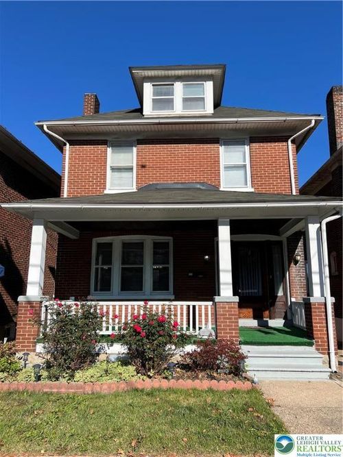 2033 Northampton St, EASTON, PA, 18042-3139 | Card Image