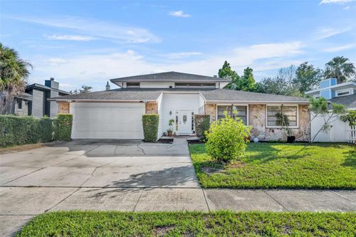 2205 Winslow Cir, CASSELBERRY, FL, 32707-5653 | Card Image