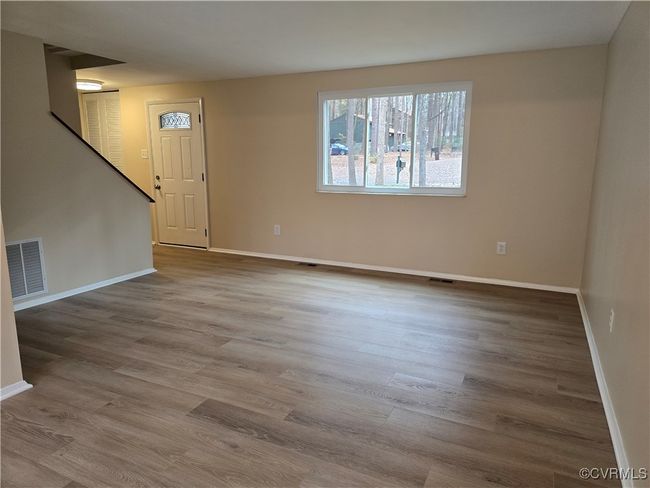 Living Room | Image 7