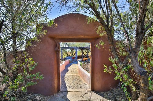 21 Lone Tree Lane, El Prado, NM, 87529 | Card Image