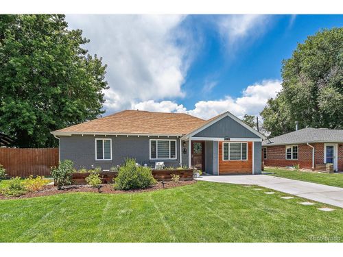 3015 Holly St, Denver, CO, 80207-2740 | Card Image