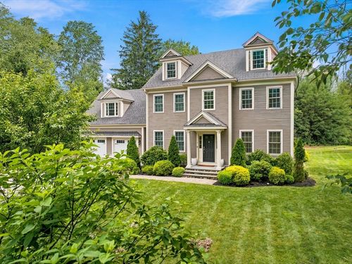 7 Davis Rd, Bedford, MA, 01730-1551 | Card Image