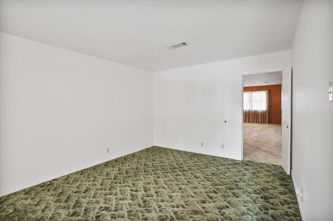 2909 Dover Dr, House other with 3 bedrooms, 2 bathrooms and null parking in Sherman TX | Image 4
