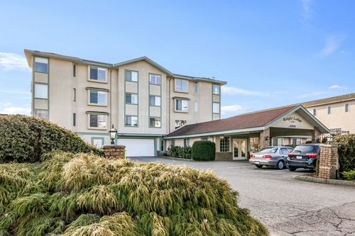 208-45660 Knight Rd, Chilliwack, BC, V2R2X4 | Card Image