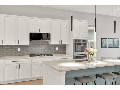 15833 Xanthia Way, Thornton, CO, 80602-8588 | Card Image