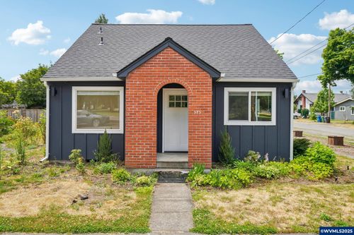 575 N 7th Ave, Stayton, OR, 97383-2005 | Card Image