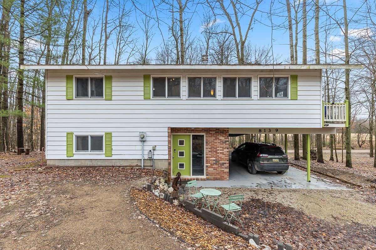 Highland Trl, Stanwood, MI 49346