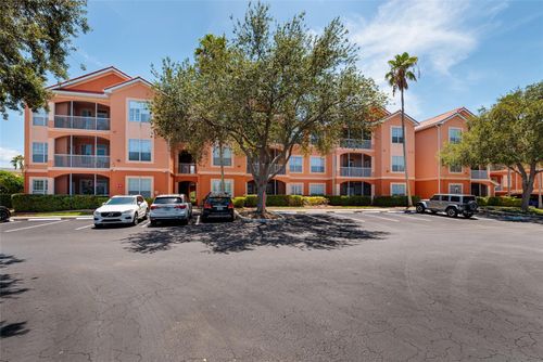 4-105-5000 Culbreath Key Way, TAMPA, FL, 33611-3058 | Card Image