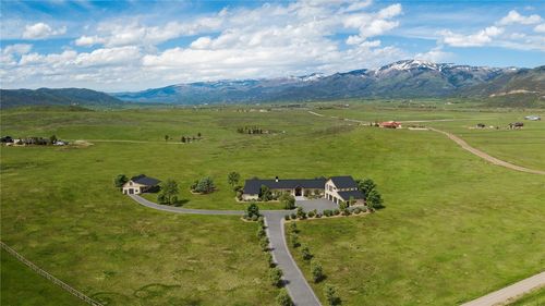30625 County Road 14e, Steamboat Springs, CO, 80487-9661 | Card Image