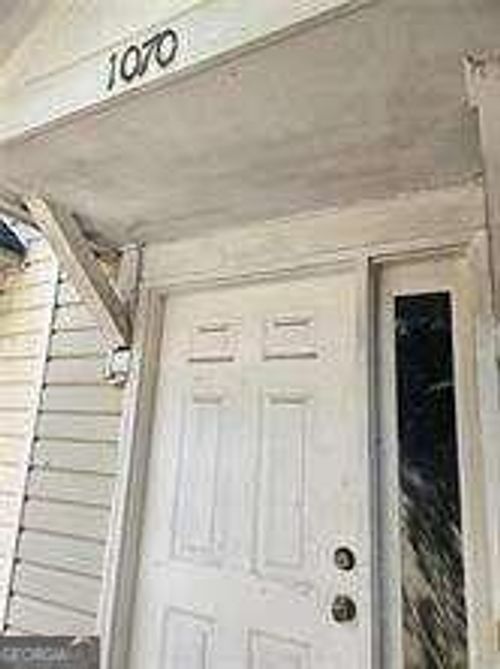 1070-1070 Thornwoode Ln, Stone Mountain, GA, 30083-2887 | Card Image