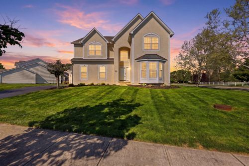 7279 Crossett Ct, Canal Winchester, OH, 43110-9078 | Card Image