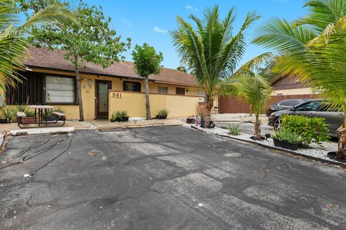 581-581 Nw 46th St, Deerfield Beach, FL, 33064-2540 | Card Image