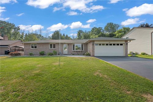 67 Chimney Sweep Ln, Greece, NY, 14612-1407 | Card Image