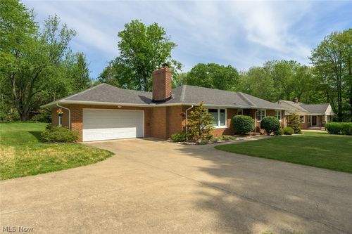 34995 Solon Rd, Solon, OH, 44139-2609 | Card Image