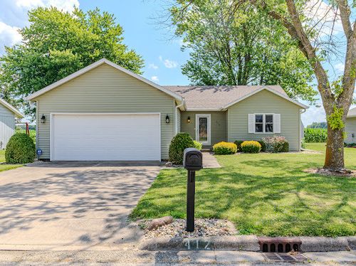 412 Holly Dr, Lincoln, IL, 62656-9134 | Card Image